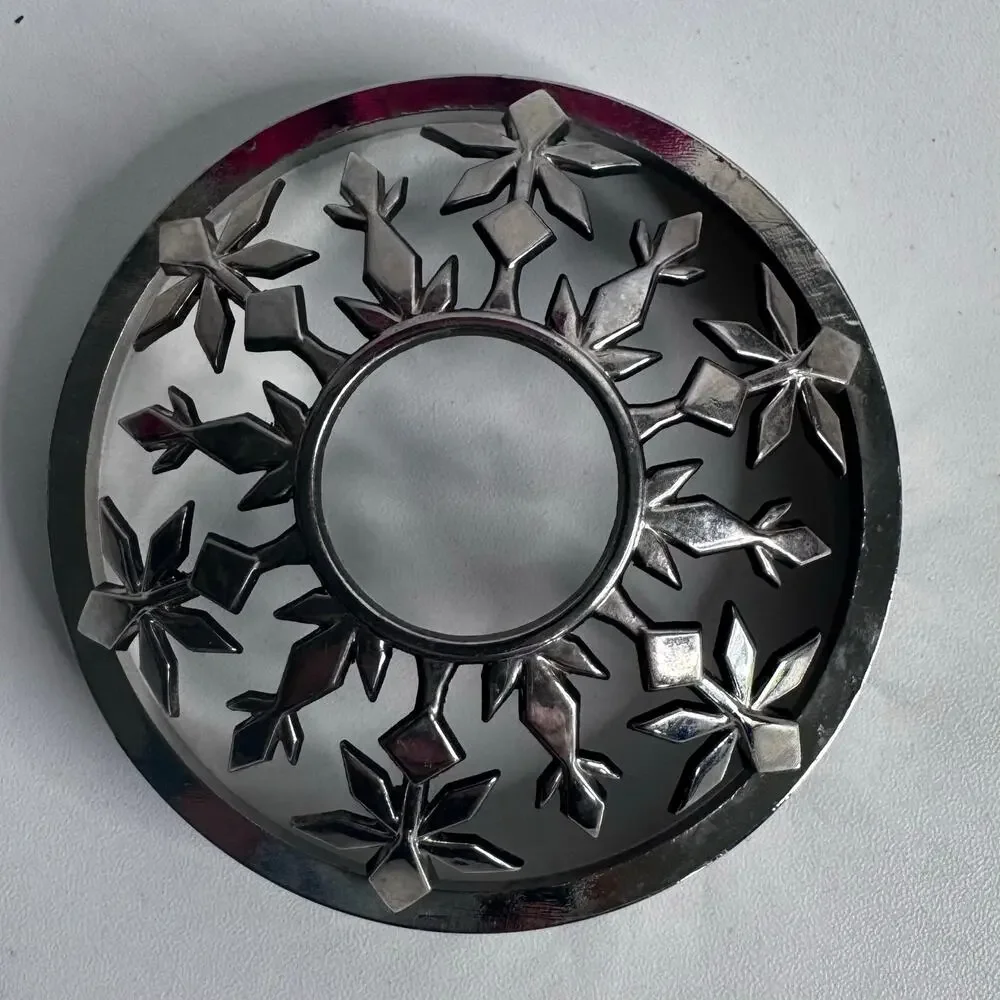YANKEE CANDLE Silver Snowflake Winter Lid Topper Holiday